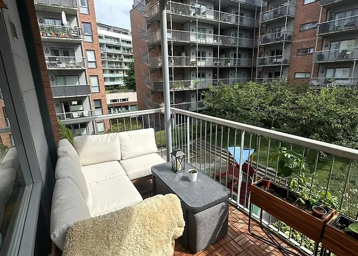 Modern 3-room Balcony *